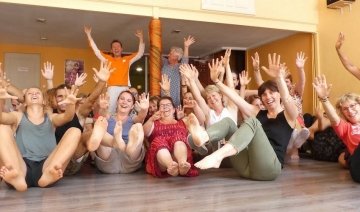 NOUVELLE ACTIVITÉ POUR LES AIDANTS : LE YOGA DU RIRE